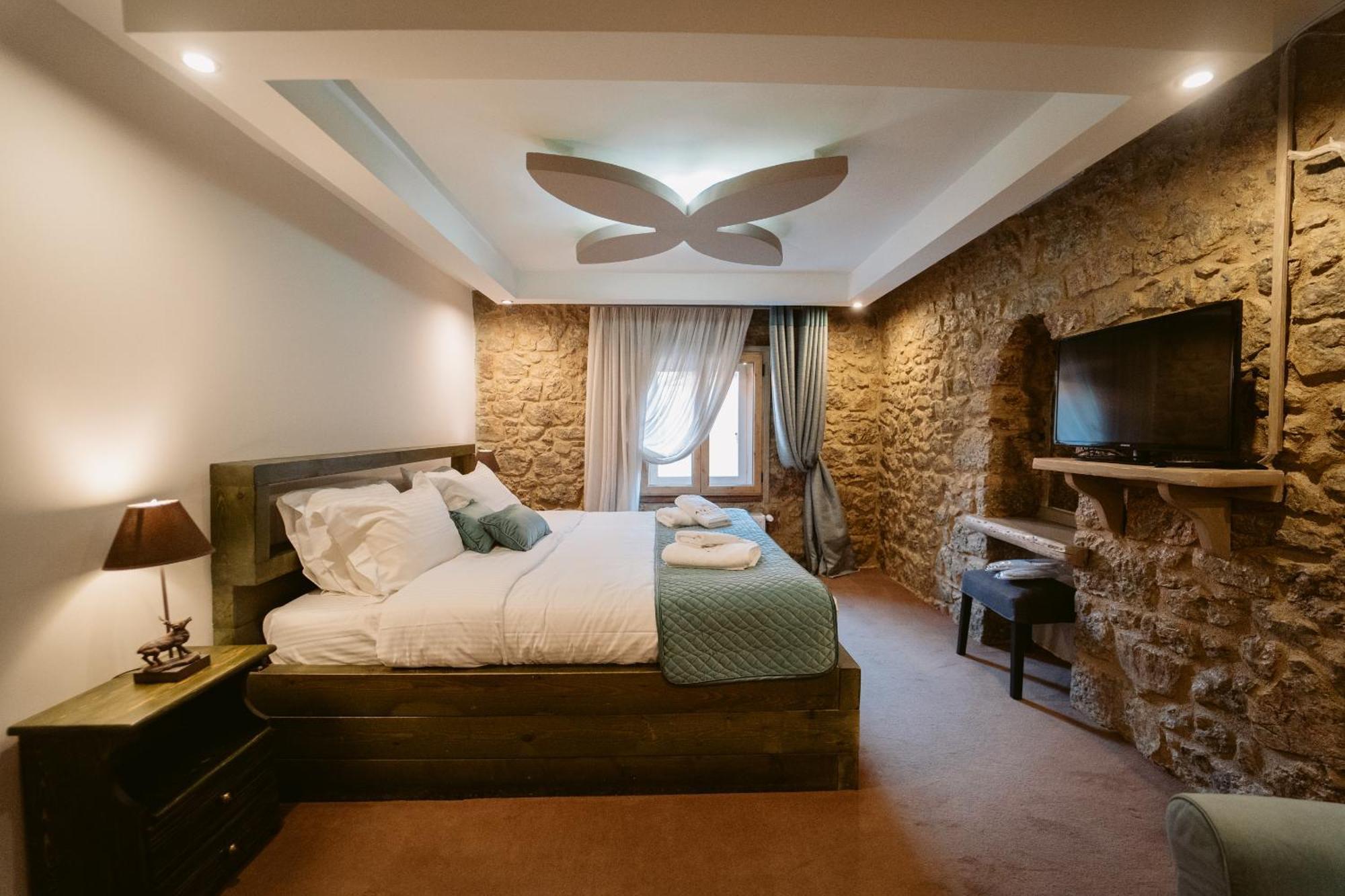 Afanos Guesthouse Arachova Room photo