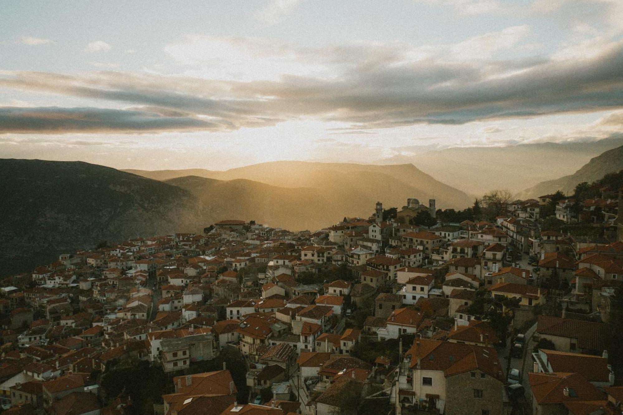 Afanos Guesthouse Arachova Exterior photo